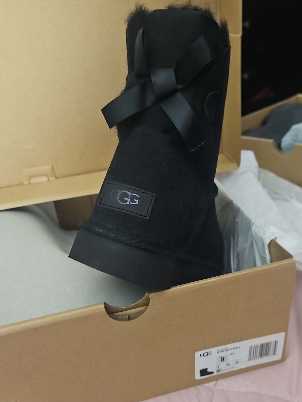 UGG Black Short Bow-Accent Shearling Boot MINI BAILEY BOW II Womens Size 8